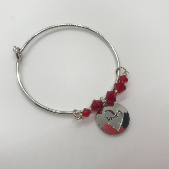 🎉HP🎉 Heart Cutout & Love Charm Bracelet w Red Crystals - Picture 1 of 2